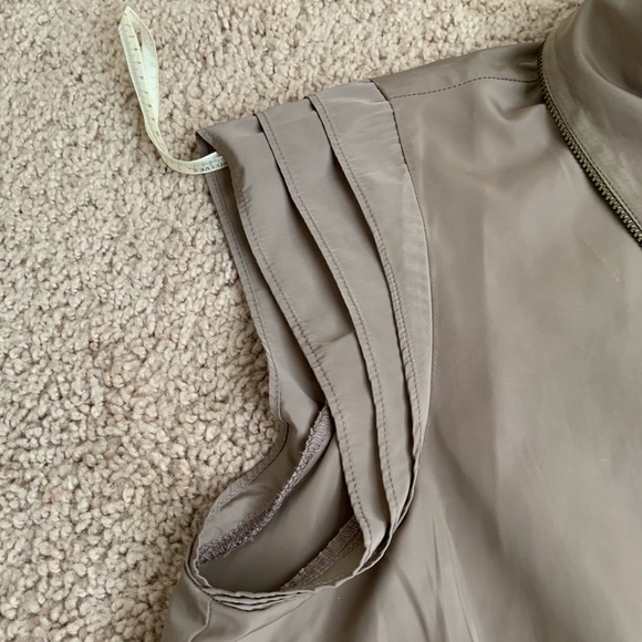 Twelve By Twelve Grey Blouse Size:S. - Picture 2 of 8